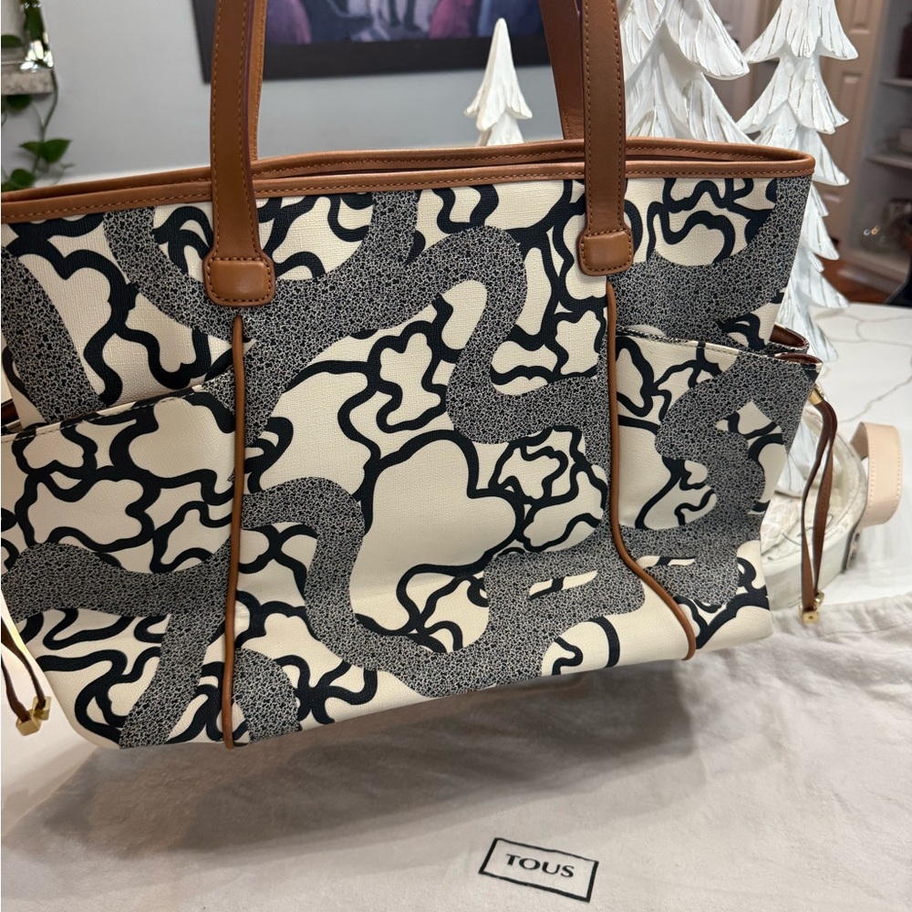TOUS Kaos Icon large beige tote bag in canvas with leather - Picture 8 of 8